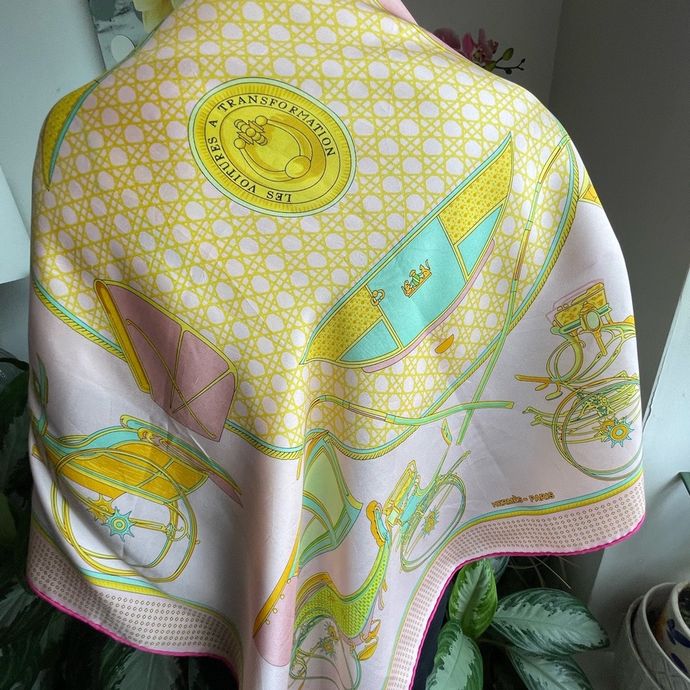 Hermès Les Voitures A Ransformation Silk Scarf. - Picture 3 of 14